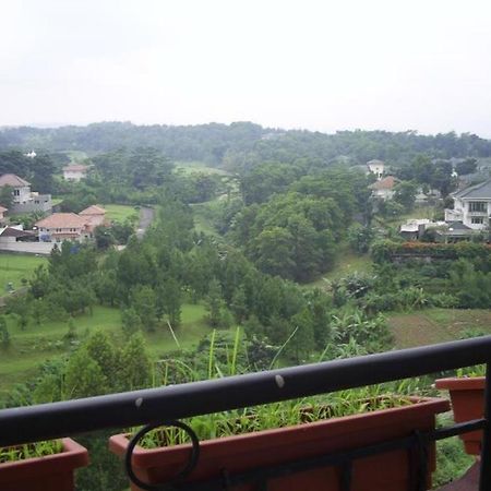 Green Wattana Hotel Sentul Bogor Ngoại thất bức ảnh