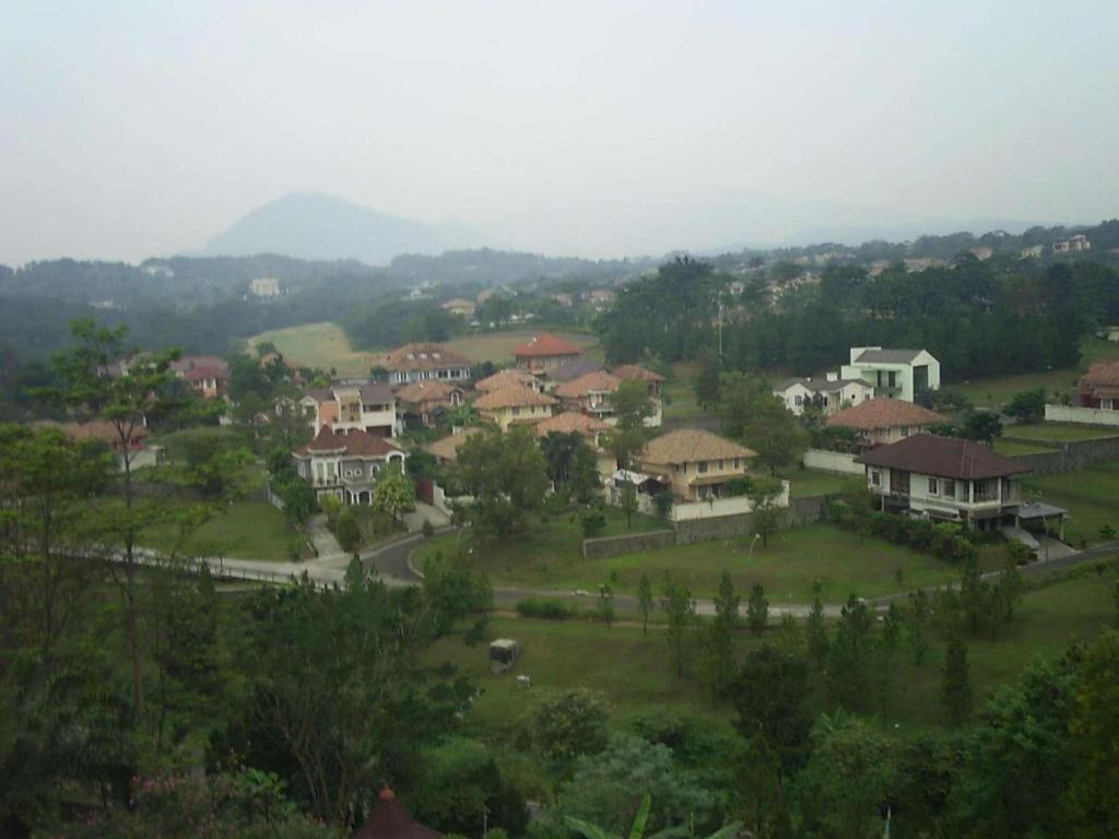 Green Wattana Hotel Sentul Bogor Ngoại thất bức ảnh