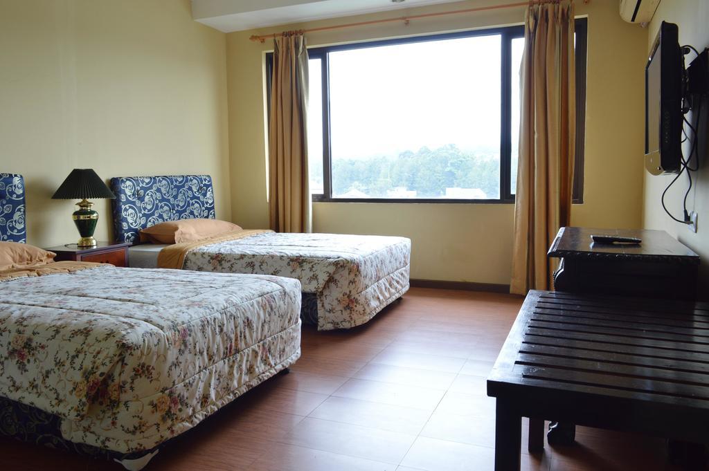 Green Wattana Hotel Sentul Bogor Ngoại thất bức ảnh