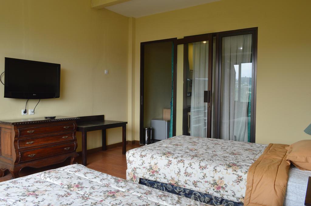 Green Wattana Hotel Sentul Bogor Ngoại thất bức ảnh