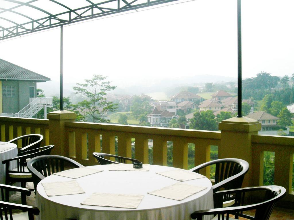 Green Wattana Hotel Sentul Bogor Ngoại thất bức ảnh