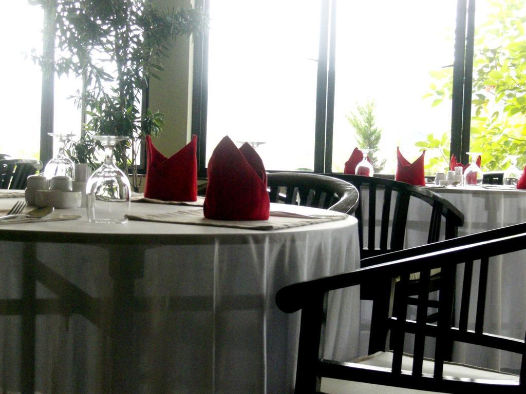 Green Wattana Hotel Sentul Bogor Ngoại thất bức ảnh