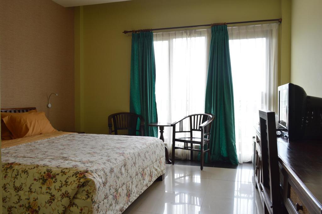Green Wattana Hotel Sentul Bogor Ngoại thất bức ảnh