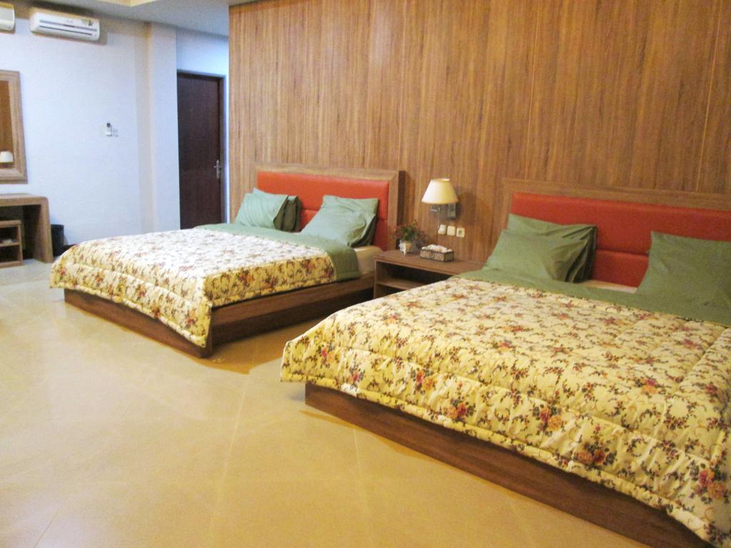 Green Wattana Hotel Sentul Bogor Ngoại thất bức ảnh