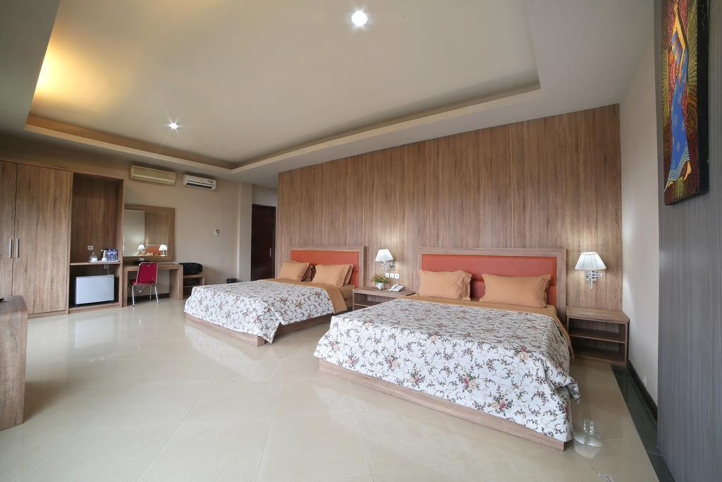 Green Wattana Hotel Sentul Bogor Ngoại thất bức ảnh